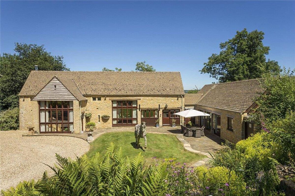 house for sale in Bourton Hill, BourtonontheWater, Cheltenham