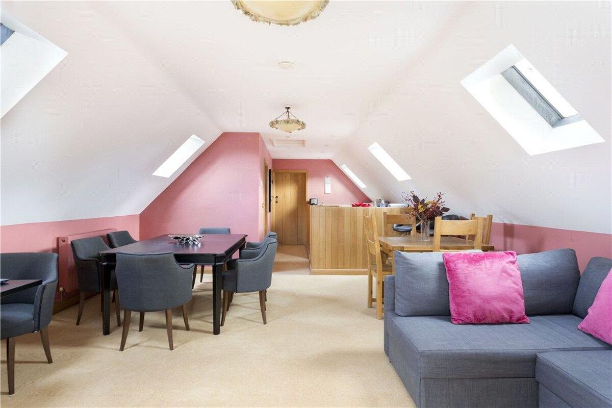 house for sale in Bourton Hill, BourtonontheWater, Cheltenham