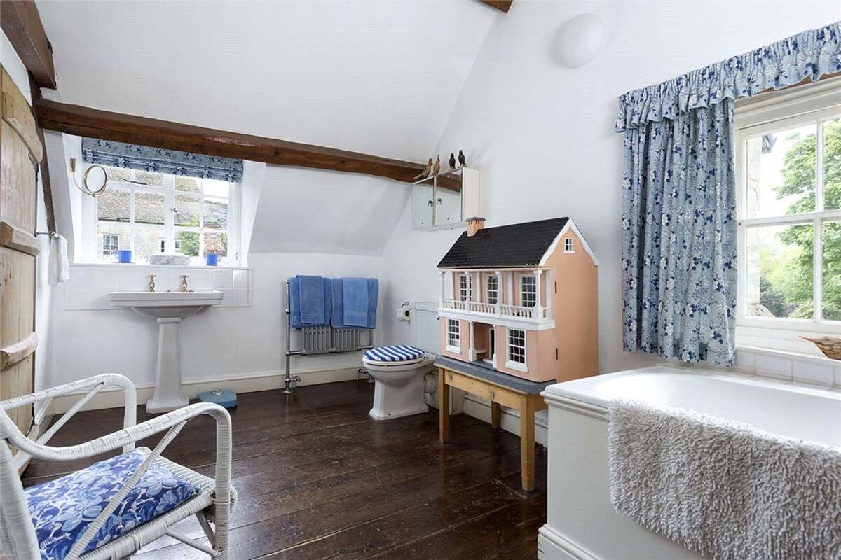 house for sale in Cold Aston, Cheltenham, Gloucestershire, GL54