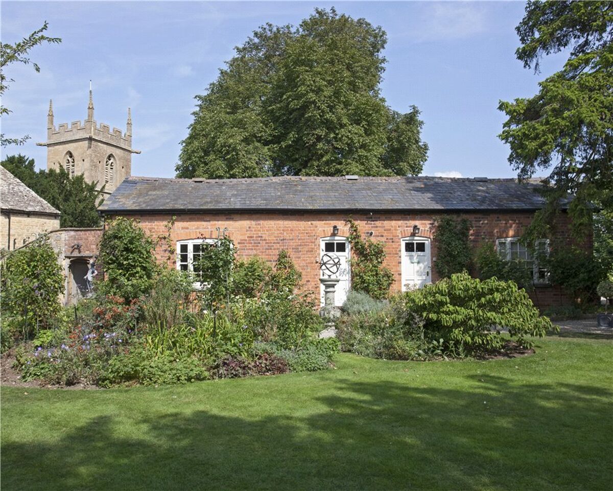 house for sale in Church Street, Willersey, Broadway, Gloucestershire