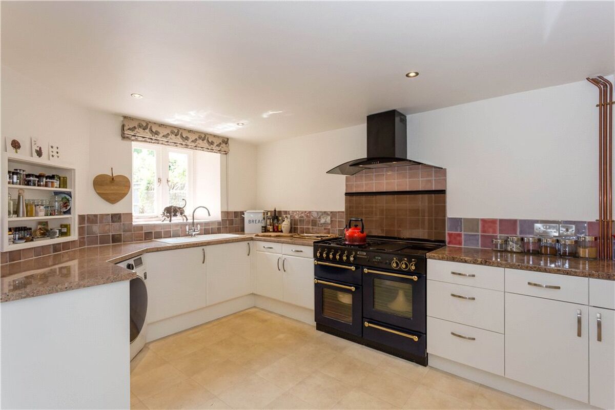 house for sale in Plum Lane, ShiptonunderWychwood, Chipping Norton