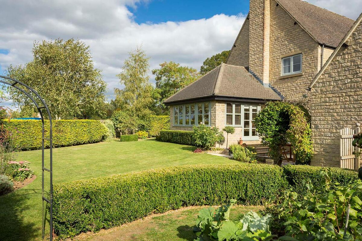 house for sale in William Smith Close, Churchill, Chipping Norton