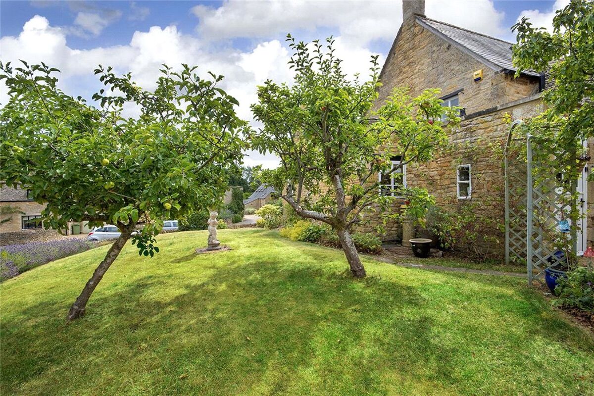 house for sale in High Street, Longborough, MoretoninMarsh, GL56