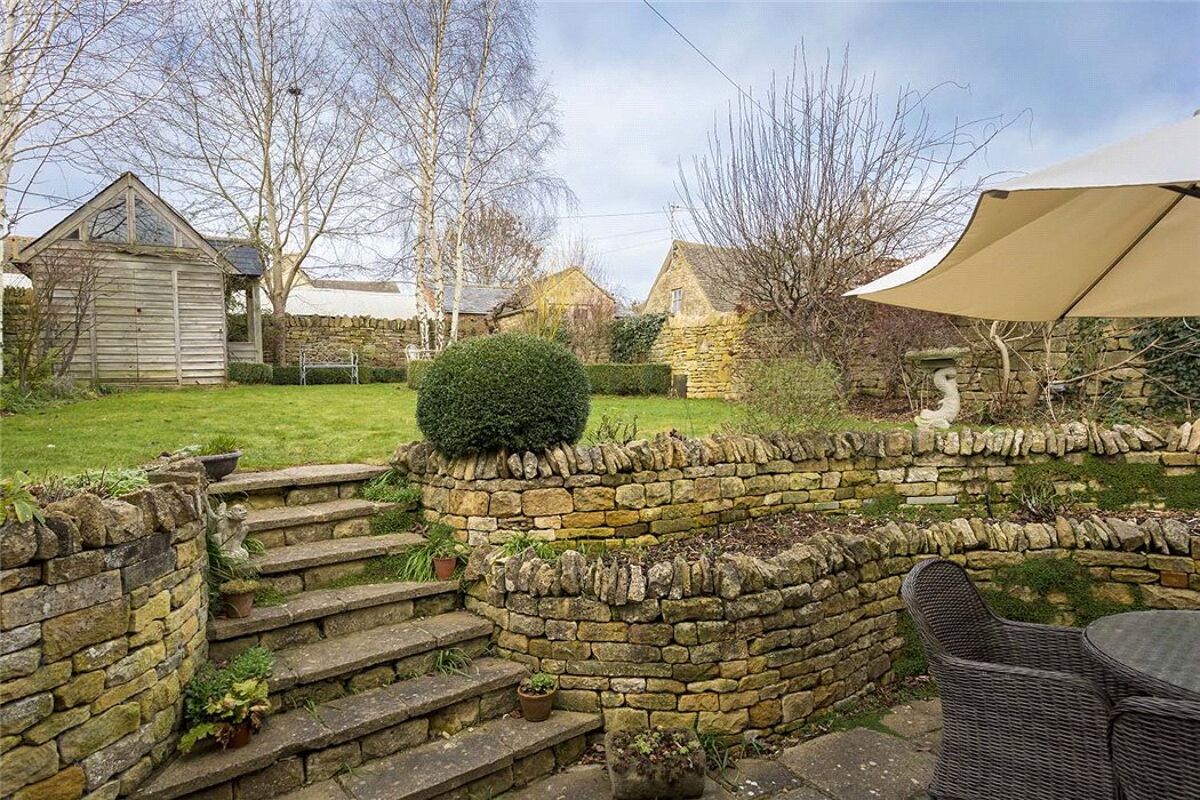 house for sale in Park Road, Chipping Campden, GL55 STW180183