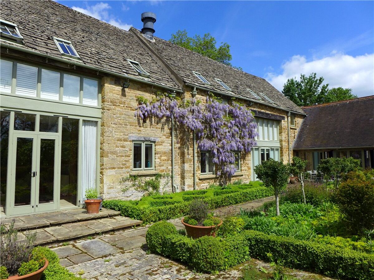 house for sale in Evenlode, MoretoninMarsh, GL56 STW180189 Knight