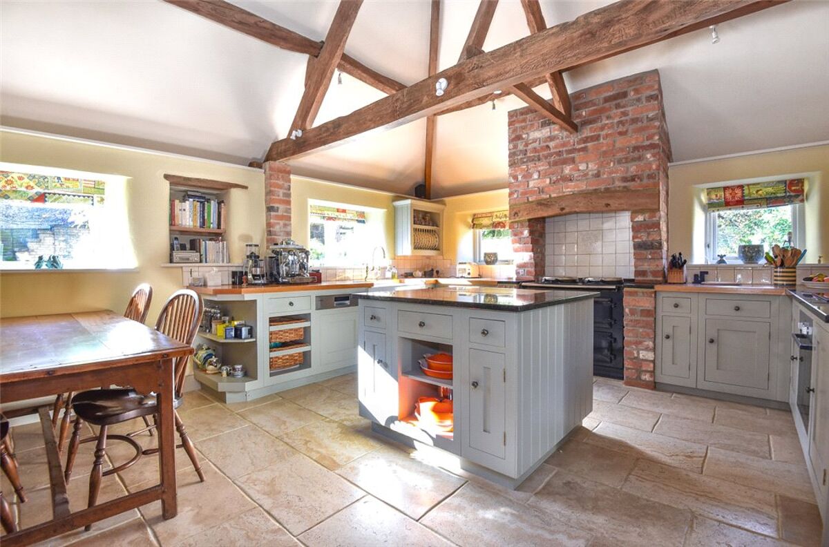 house for sale in Evenlode, MoretoninMarsh, GL56 STW180189 Knight