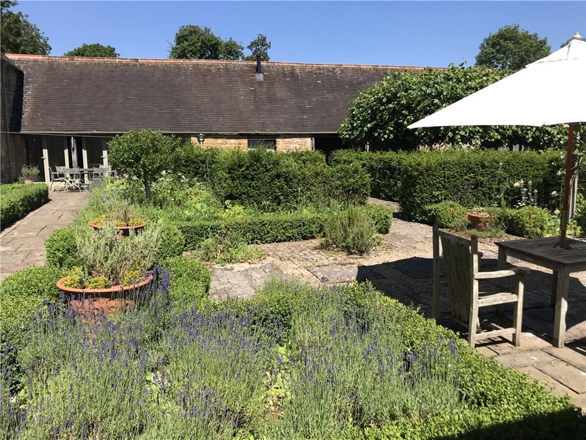 house for sale in Evenlode, MoretoninMarsh, GL56 STW180189 Knight