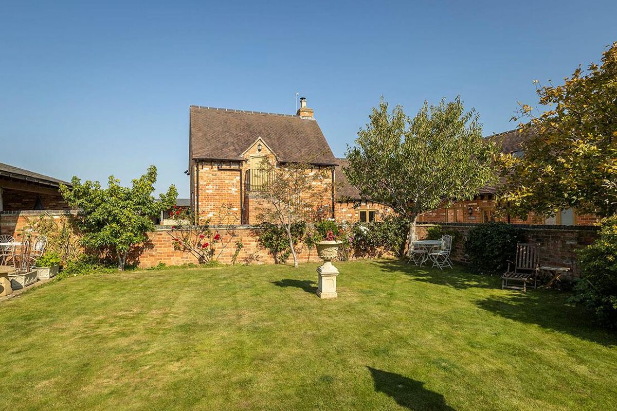 house for sale in Paddle Brook Barns, MoretoninMarsh, GL56