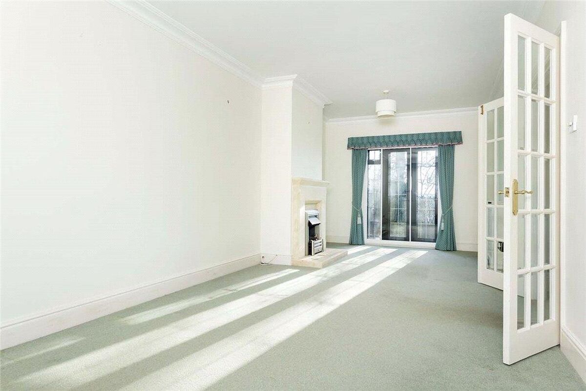 retirement for sale in Newlands Court, Stow on the Wold, Cheltenham