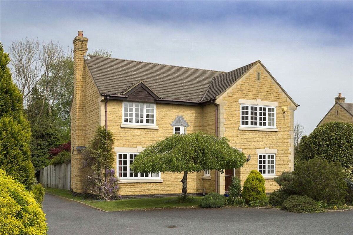 house for sale in Mills Close, Broadway, Worcestershire, WR12