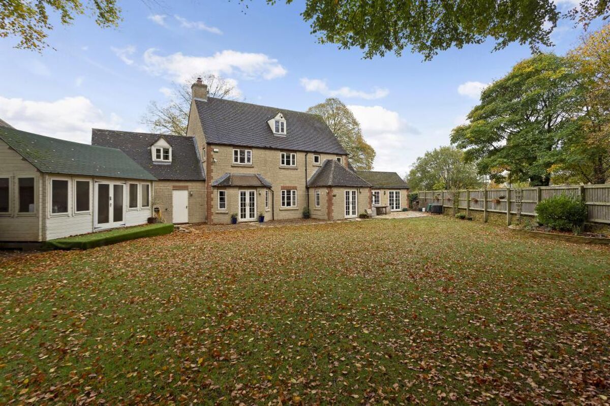 house for sale in Limetrees, Blenheim Close, Upper Rissington