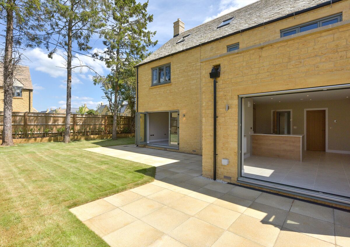 house for sale in The Pines, BourtonontheWater, Cheltenham