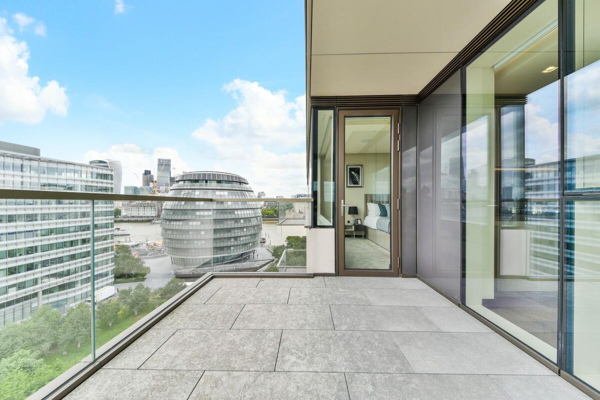 flat to rent in Earls Way, One Tower Bridge, London, SE1 TBQ012159218