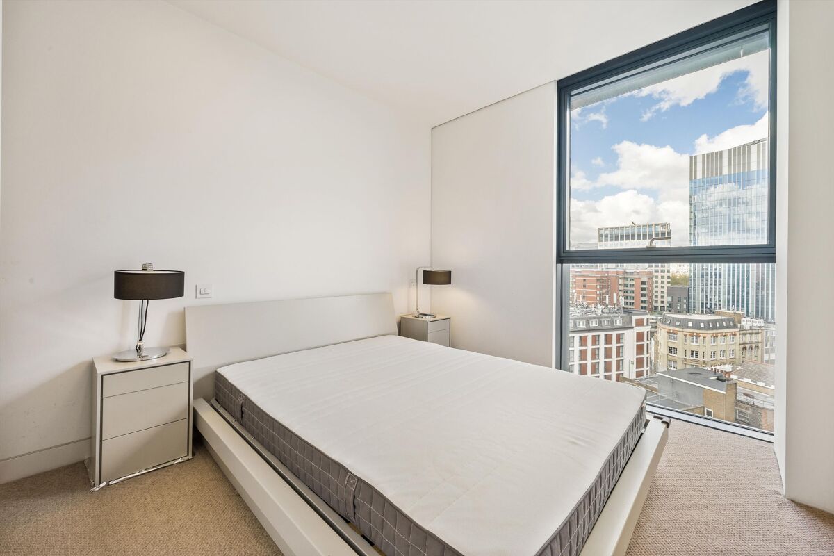 flat to rent in Sumner Street, London, SE1 TBQ012160823 Knight Frank