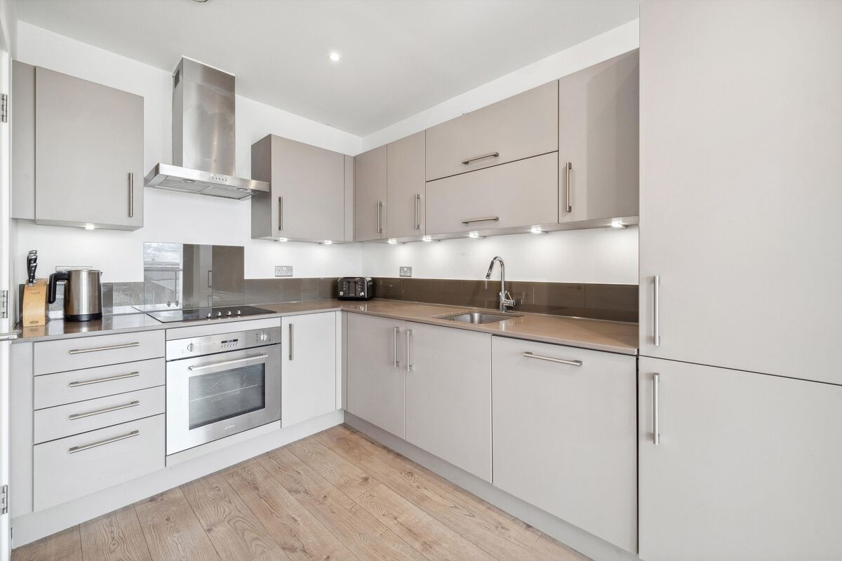 flat-to-rent-in-rotherhithe-new-road-london-se16-tbq012204880