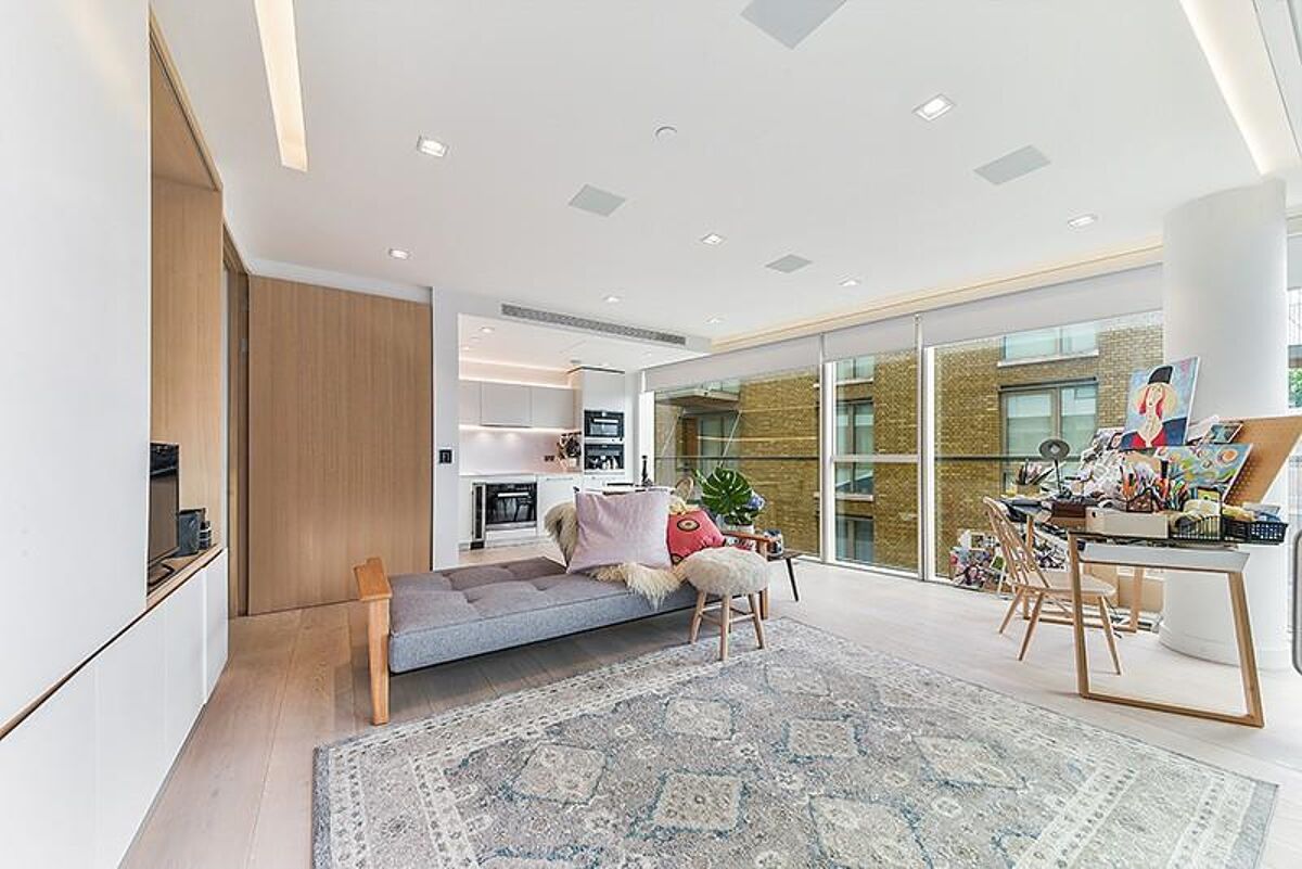 flat to rent in Duchess Walk, One Tower Bridge, London, SE1