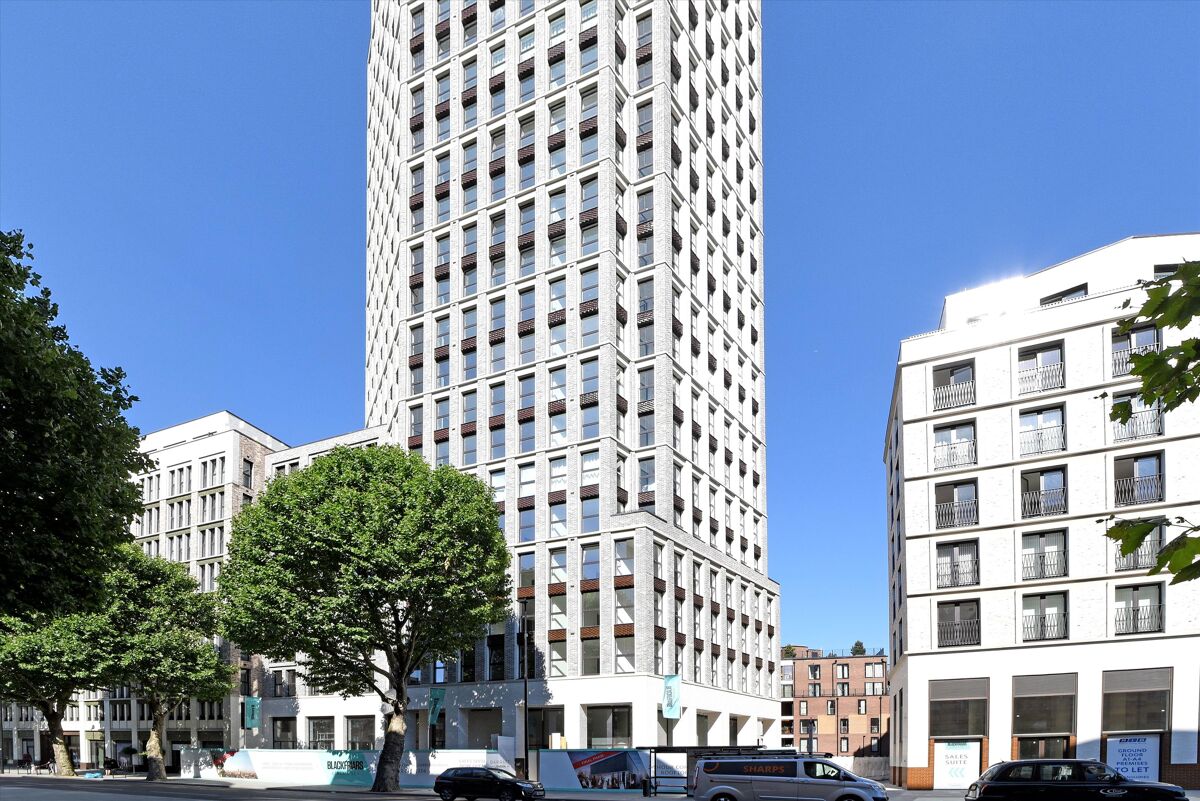 flat to rent in Conquest Tower, 130 Blackfriars Road, London, SE1
