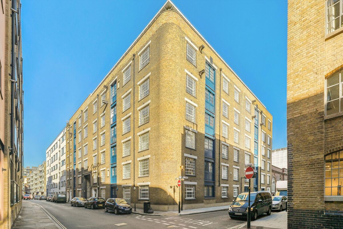 flat to rent in Gainsford Street, London, SE1 TBQ012244274 Knight Frank