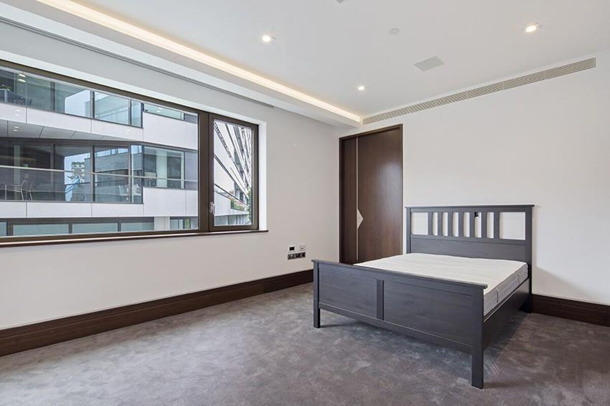 flat to rent in Duchess Walk, One Tower Bridge, Tower Bridge, London