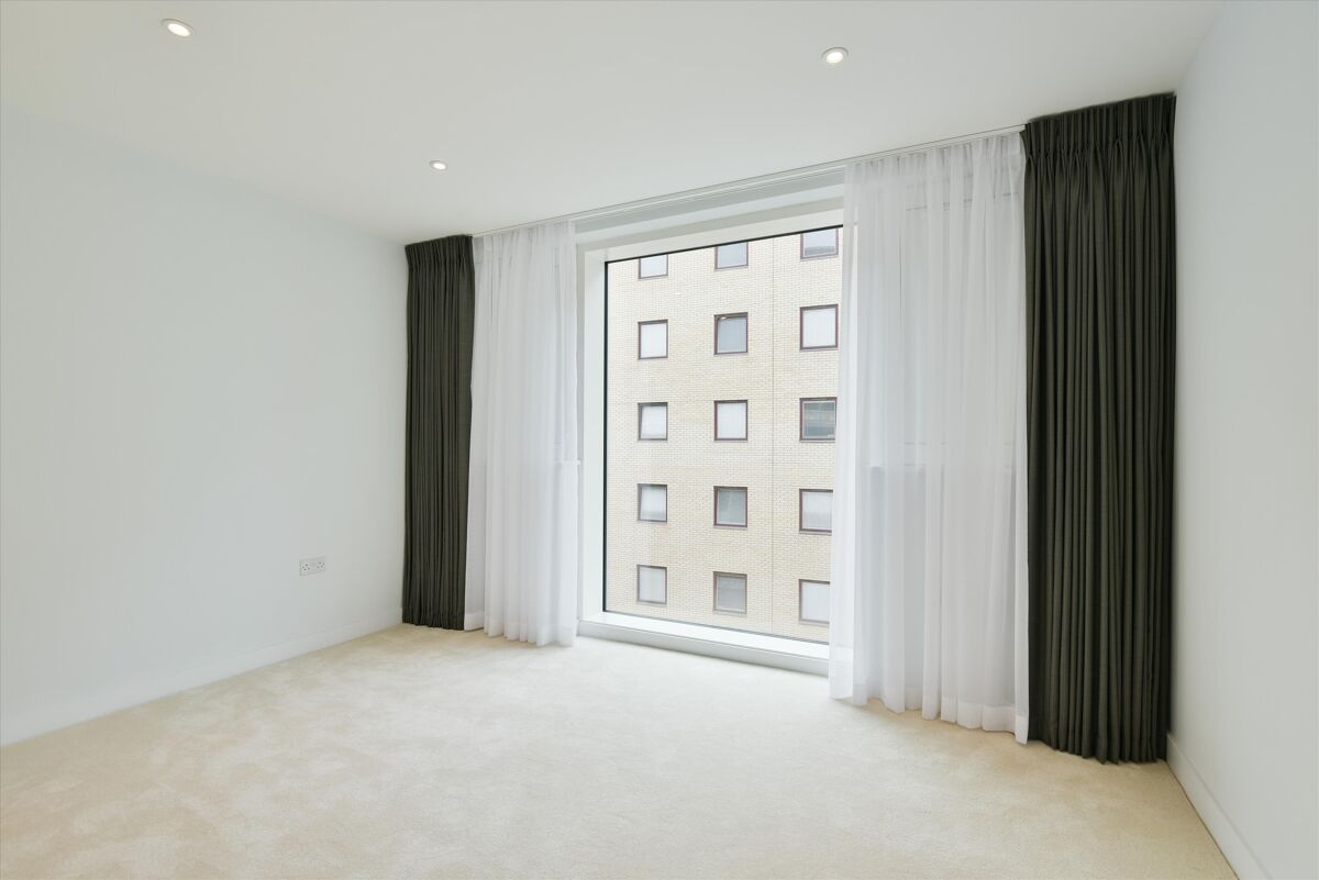 flat to rent in Globe View House, 27 Pocock Street, London, SE1