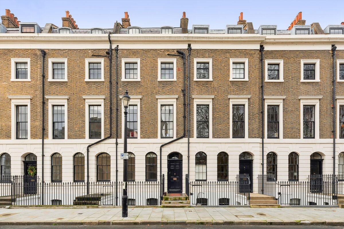 flat to rent in Trinity Church Square, Southwark, London, SE1