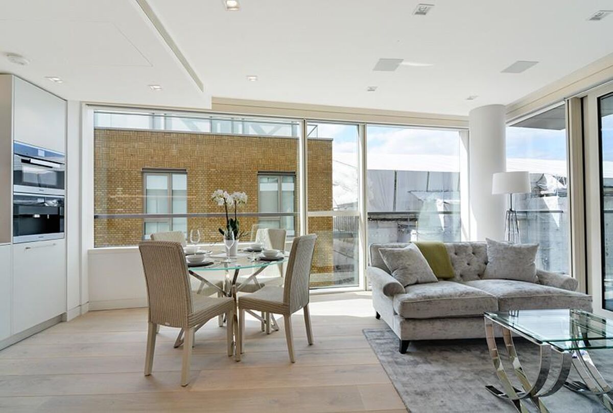 flat to rent in Tudor House, Duchess Walk, One Tower Bridge, Tower