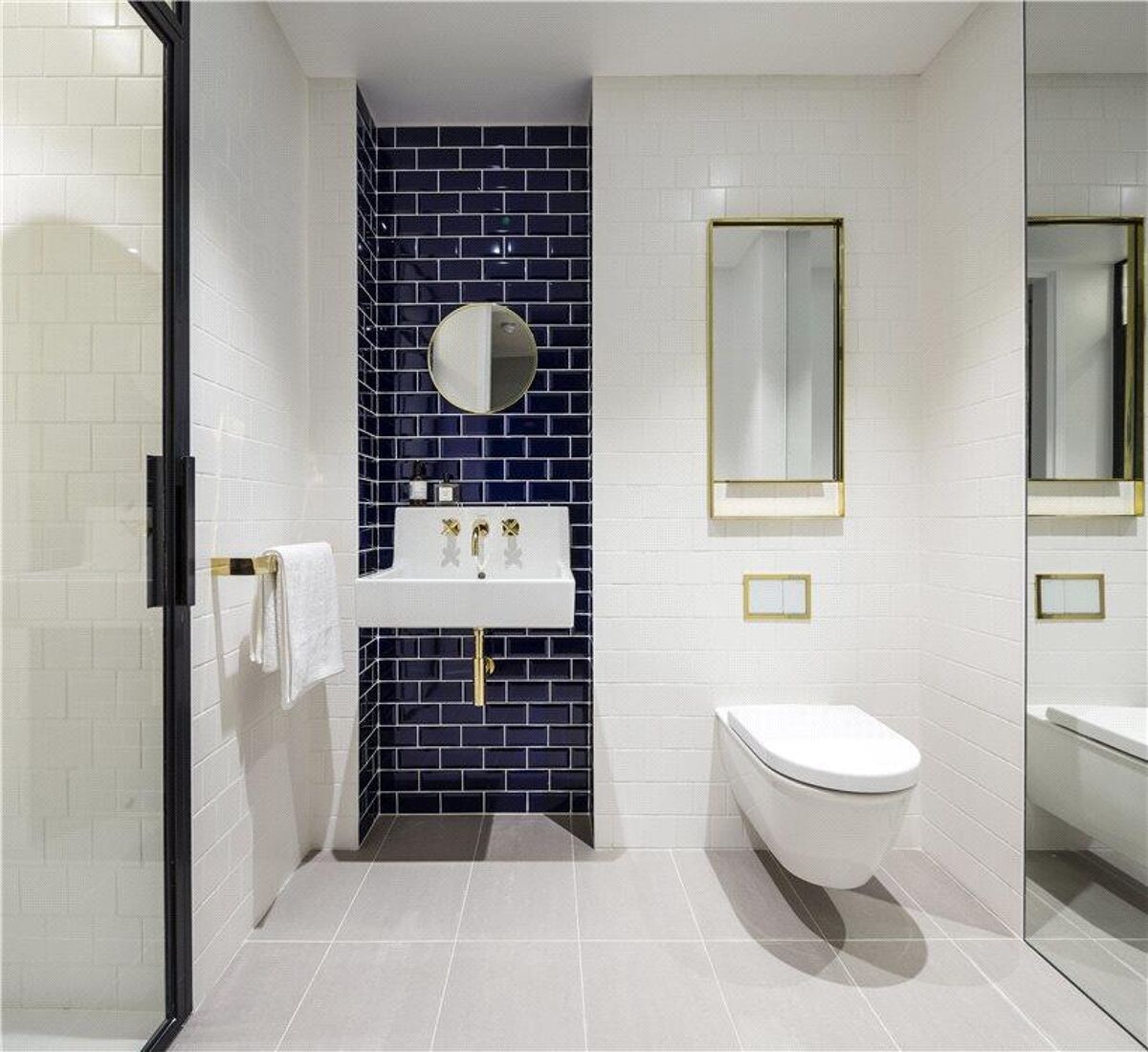 flat for sale in P.B5.6 Islington Square, 17 Esther Anne Place