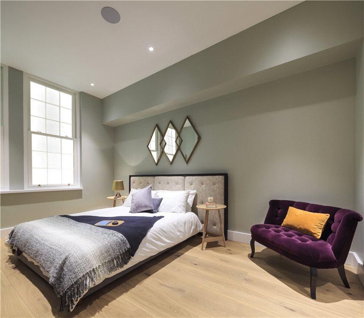 flat for sale in P.B5.6 Islington Square, 17 Esther Anne Place