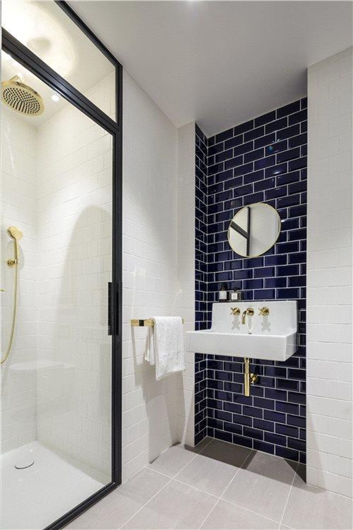 flat for sale in P.B5.6 Islington Square, 17 Esther Anne Place