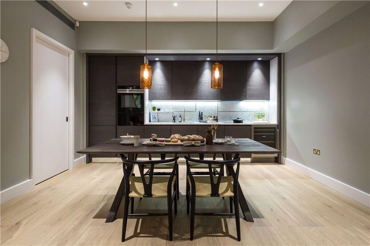 flat for sale in P.B5.6 Islington Square, 17 Esther Anne Place