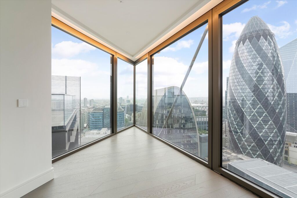 Image of Three Bedroom Apartment For Sale | One Bishopsgate Plaza, City of London EC3A 7AB | Knight Frank