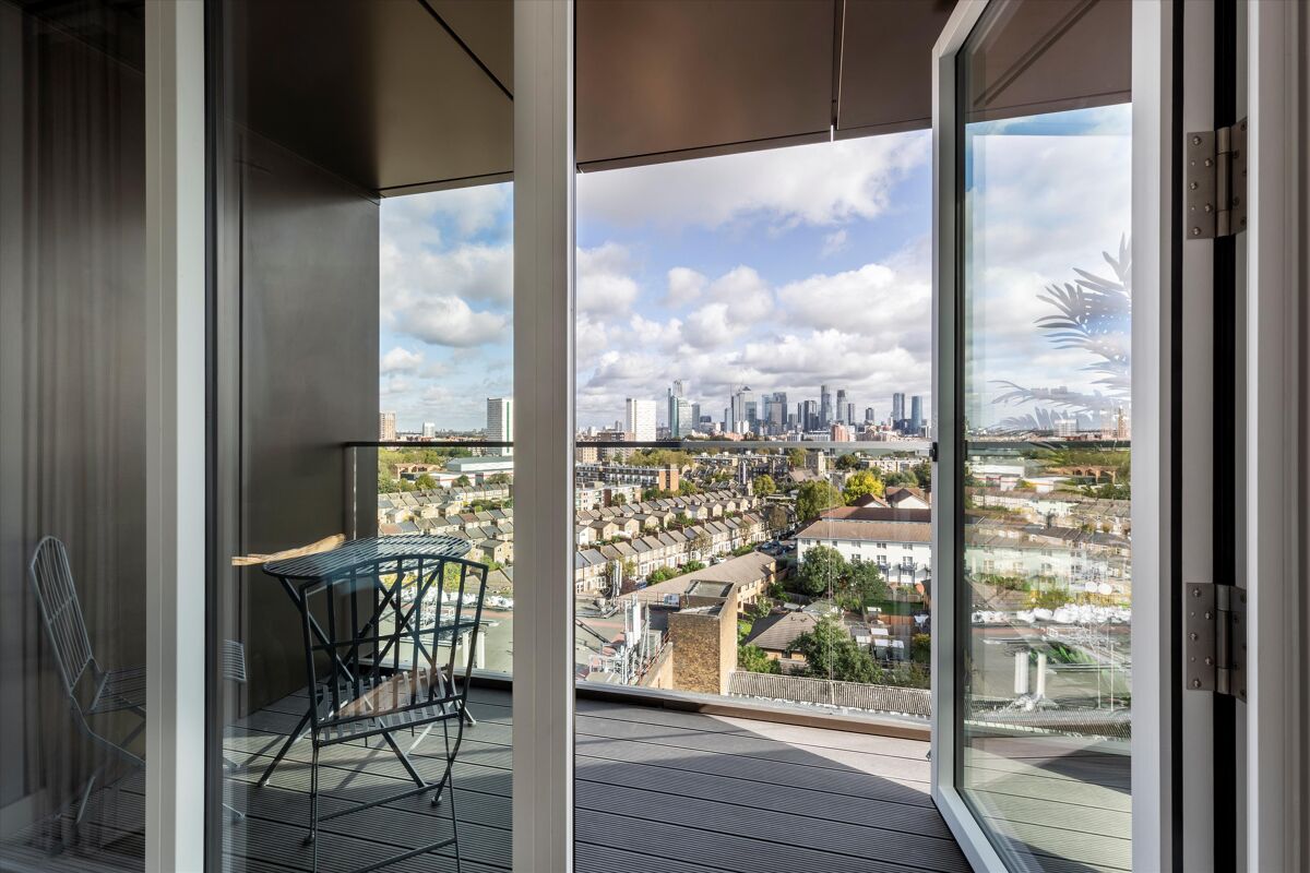 flat for sale in 1 Cobalt Tower, Arklow Road, London, SE8 TGW191639
