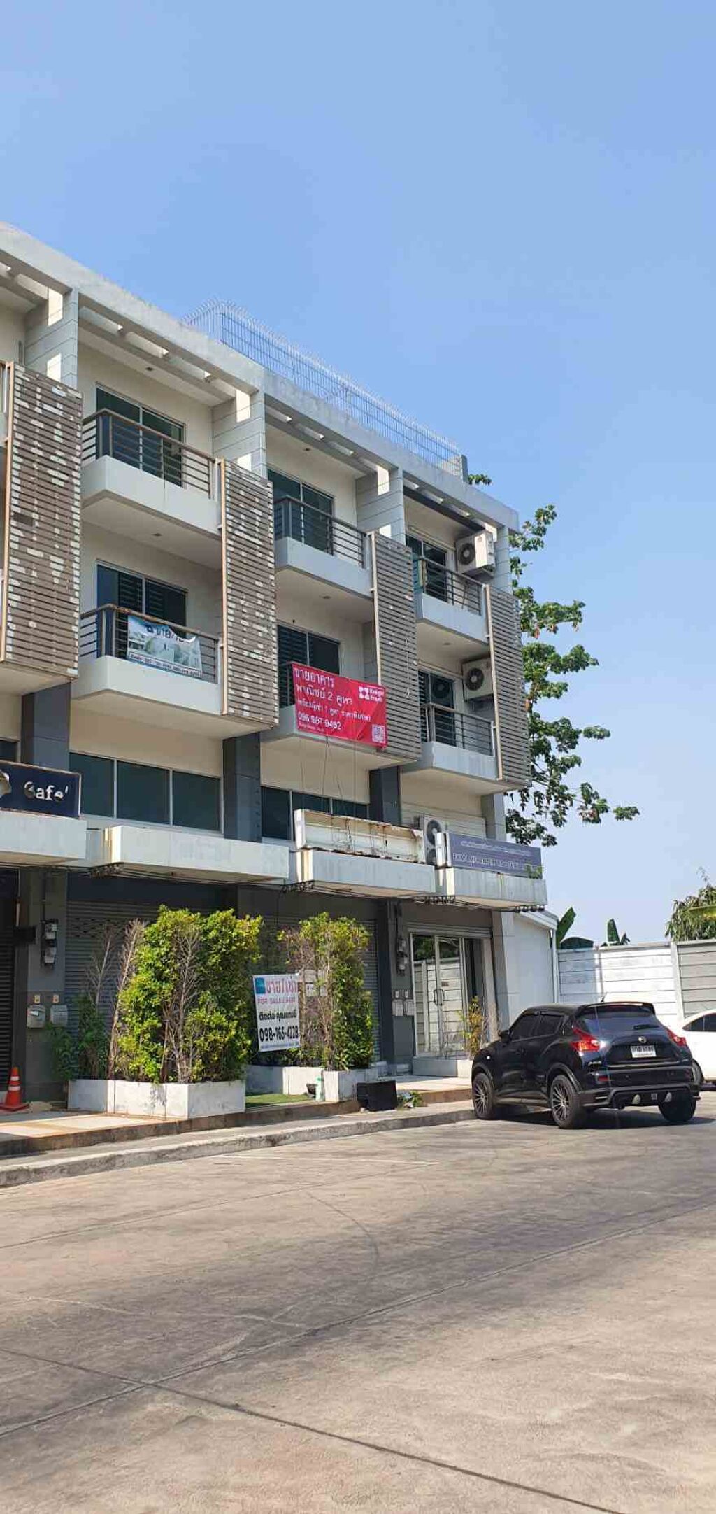 Image of B avenue project, Tiwanon-Cheangwattana, Bann Mai, Mueang Phatumtani