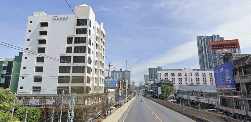 Image of Office Asset for Sale 100 m. to MRT Orange Line Ramkamheang Rd.