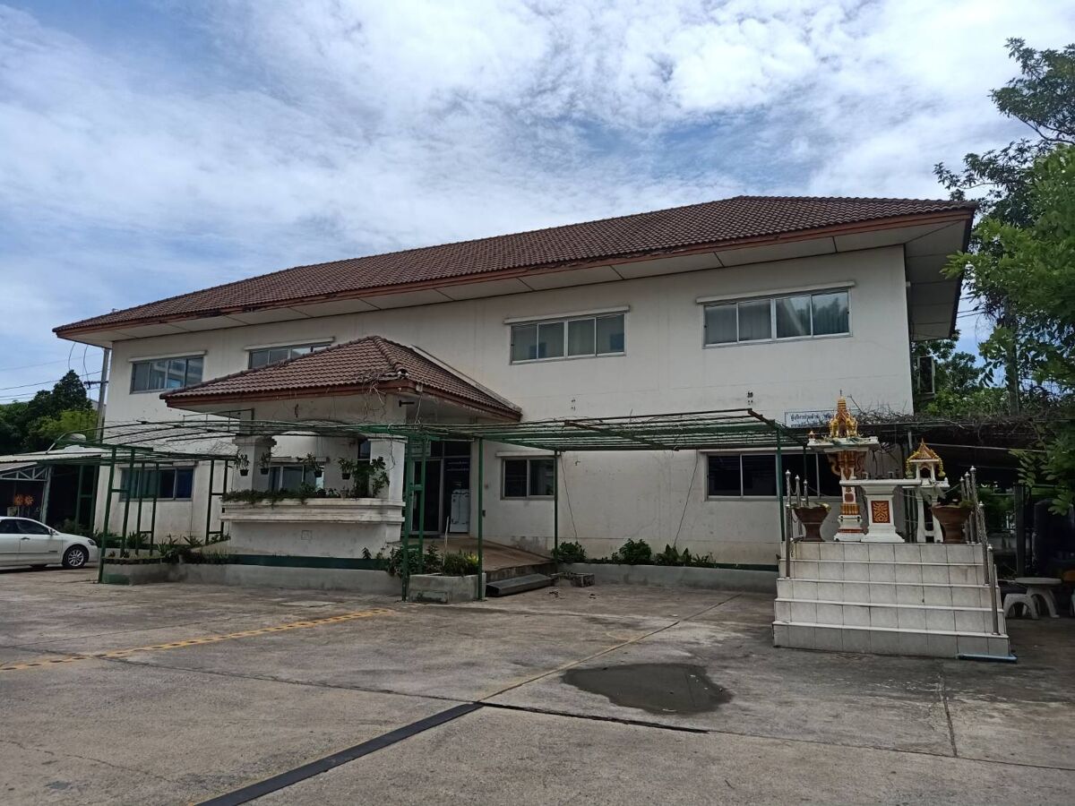 Pand Te Koop Bangsaothong District Bangna Trad Road KM 22 Samut 