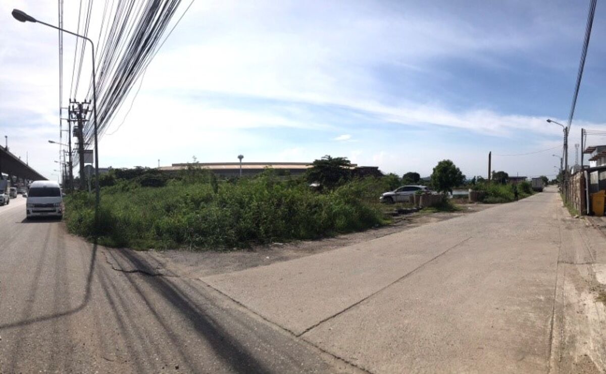 Pand Te Huur Bangna Trad Road KM 24 Out bound Samut Prakan 