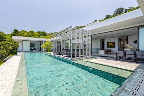 Picture of 4 bedroom apartment for sale.
