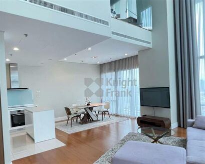 Picture of 3 bedroom condominium for sale.