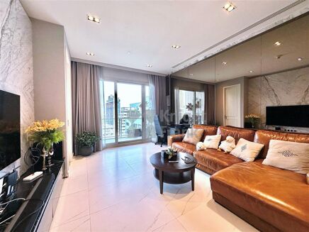 Picture of 2 bedroom condominium for sale.
