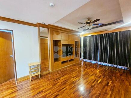 Picture of 2 bedroom condominium for sale.