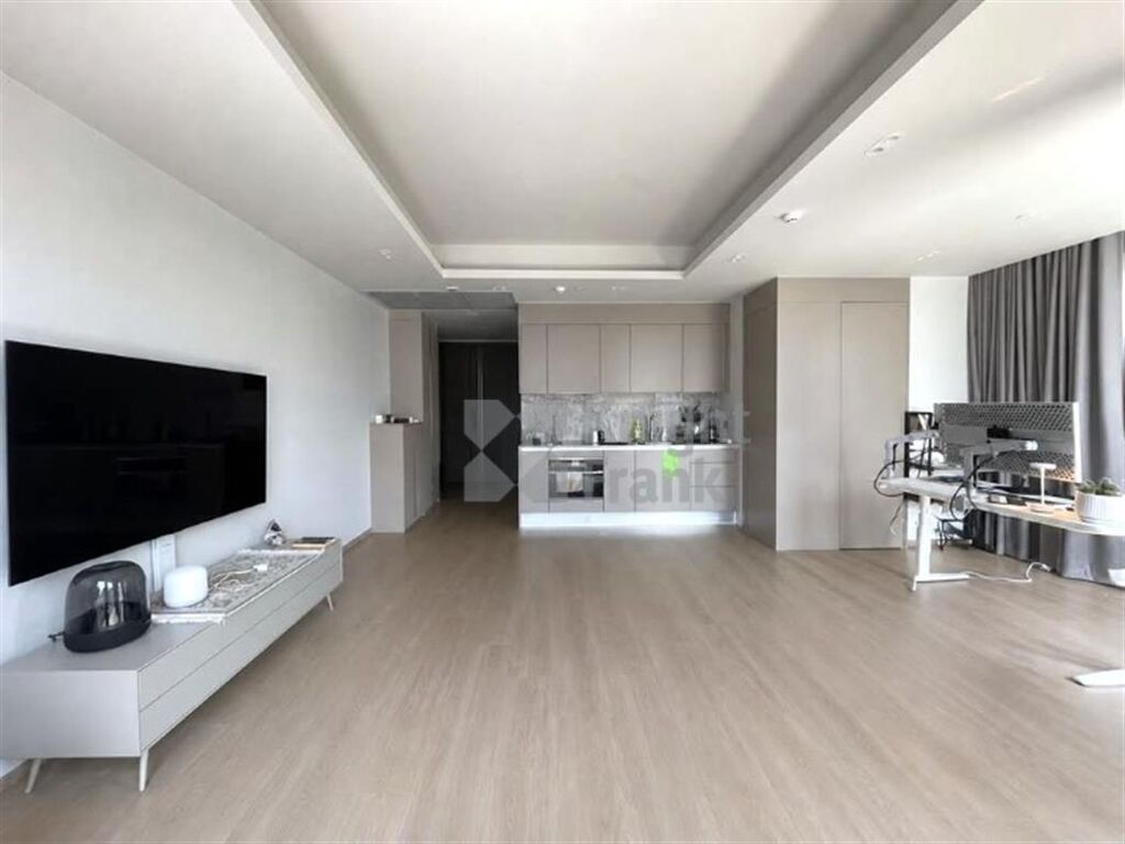 Image of Wireless, Tonson One Residence, 67.2 sq.m