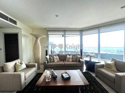 Picture of 4 bedroom condominium for sale.