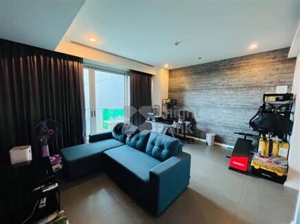 Picture of 1 bedroom condominium for sale.