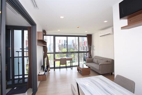 Picture of 2 bedroom condominium for sale.