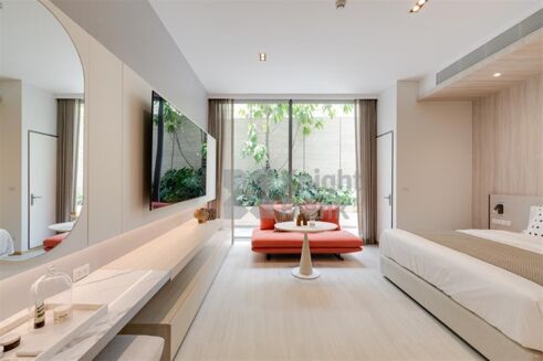 Picture of 1 bedroom condominium for sale.