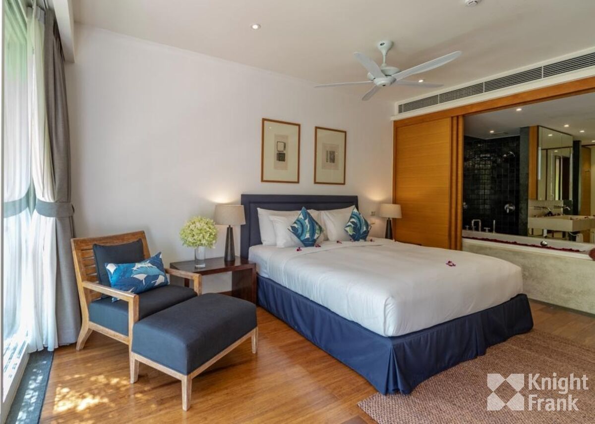 apartment for sale in Surin beach, Phuket West coast, 158 sq.m