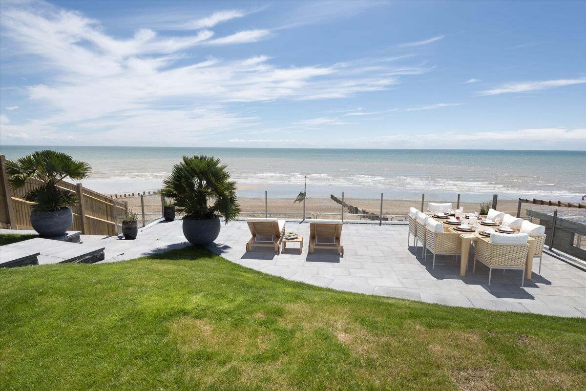 house for sale in Hartfield Road, BexhillonSea, East Sussex, TN39