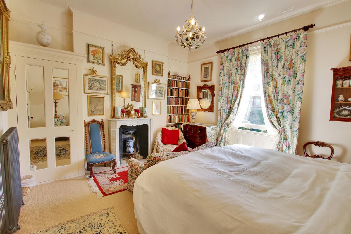 house for sale in Lansdowne Road, Tunbridge Wells, Kent, TN1