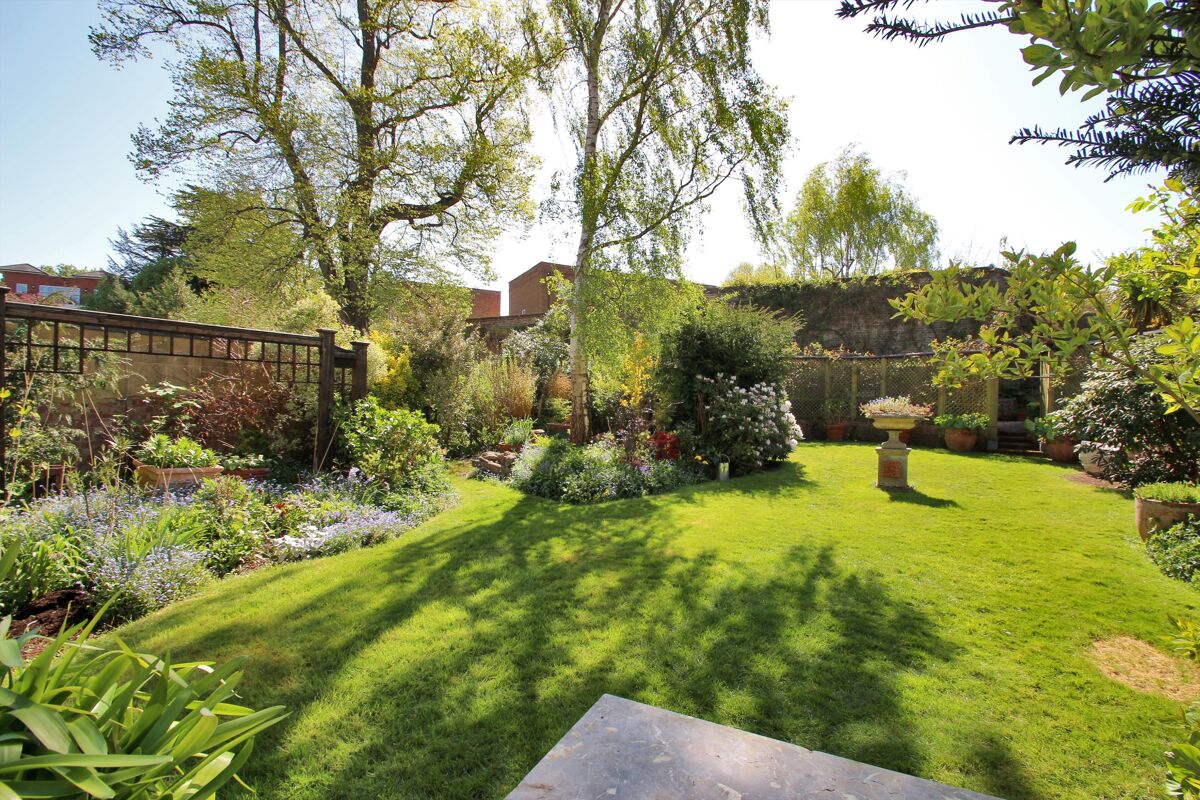 house for sale in Lansdowne Road, Tunbridge Wells, Kent, TN1