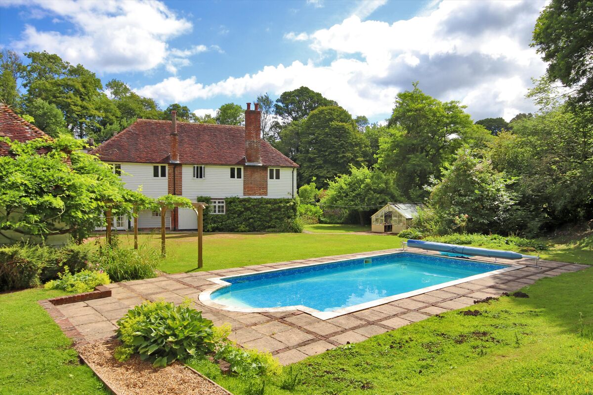 house for sale in Slip Mill Lane, Hawkhurst, Cranbrook, Kent, TN18